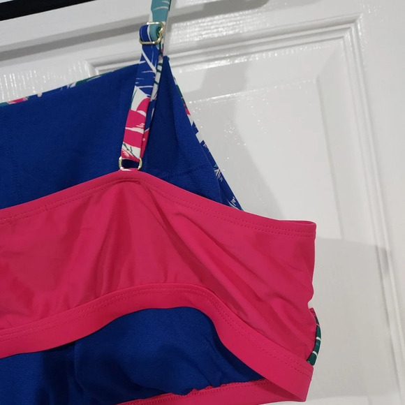 NWT Decree Multi-colored Tropical Pattern Pull On Tank Binkini Top in Size 0X - Picture 8 of 11